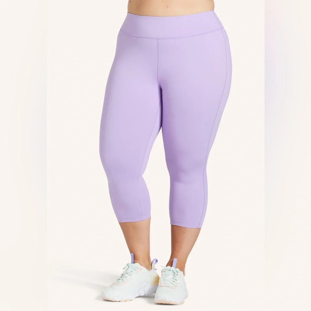 Peloton‎ Essential Mid-Rise Capri - Size XL - Purple - NWT - Picture 2 of 12